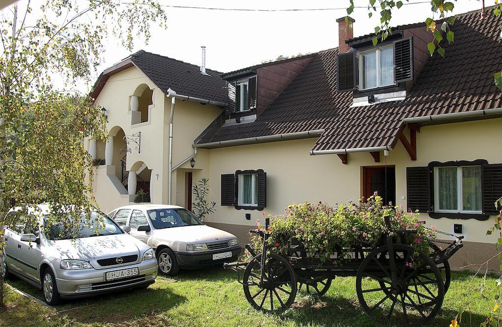 Zoeldvar Villa Bogács Exterior foto